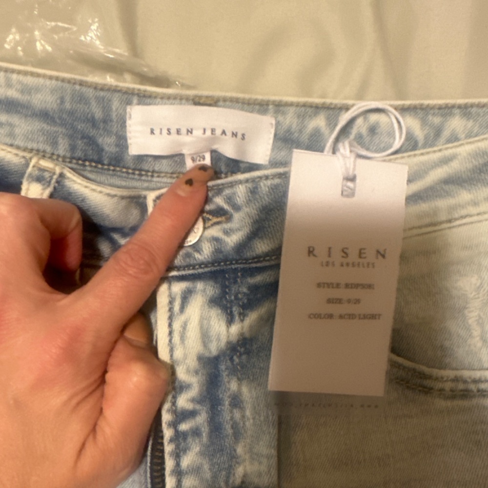 Val High Rise Distressed Risen Jeans - Picture 5 of 6